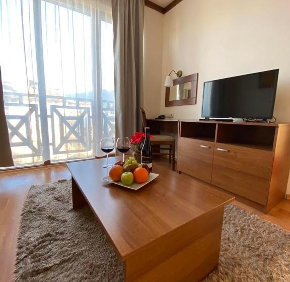 דירת חדר, Vihren Royal Palace