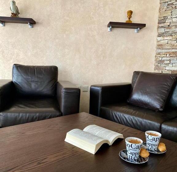 חדר אקזקיוטיב, Vihren Royal Palace