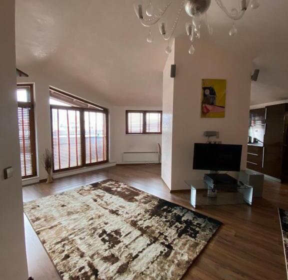 חדר דלוקס עם מיטת קינג, Vihren Royal Palace