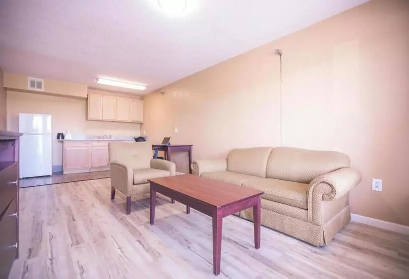 سوییت, The Crossroads Hotel And Suites Irving