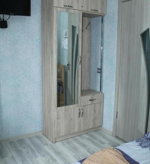 اتاق استاندارد, Golden Way