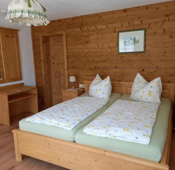 חדר סטנדרט עם מרפסת, Hörlhof   Chiemgau Karte