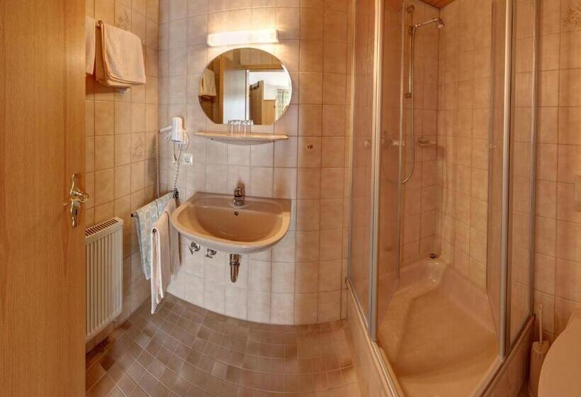 חדר סטנדרט עם מרפסת, Hörlhof   Chiemgau Karte