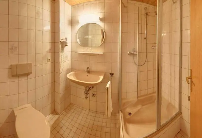 バルコニー付き１ベッドルームアパートメント, Hörlhof   Chiemgau Karte