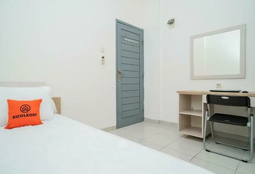 スタンダードシングルルーム, Koolkost Syariah Near Universitas Moestopo Bintaro