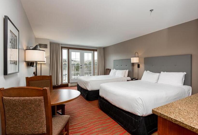 غرفة قياسية رباعية, La Tour Des Voyageurs Ii