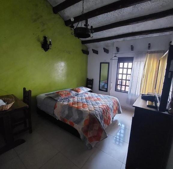 Номер Стандарт, Salamandra Tunja