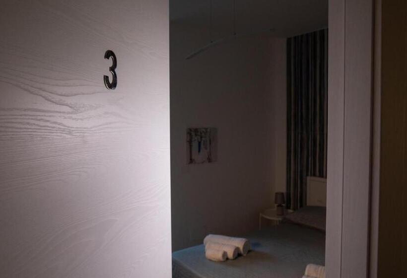 اتاق استاندارد سه نفره, Largo Sicilia B&b