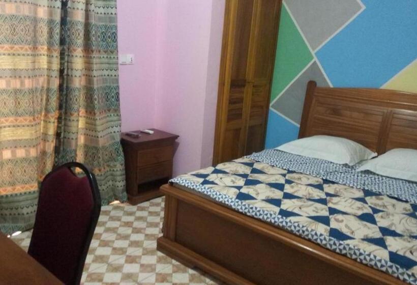 استودیوی استاندارد, Maison Rose+