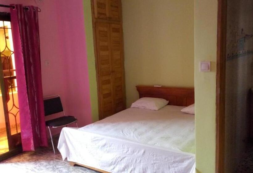 استودیو استاندارد با بالکن, Maison Rose+