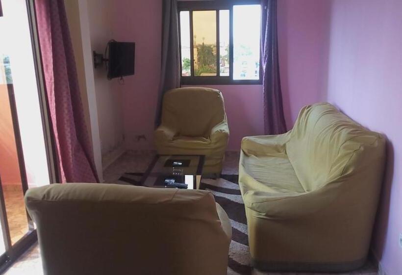 استودیو استاندارد با بالکن, Maison Rose+