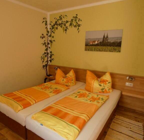 Номер Стандарт, Pension Ufert