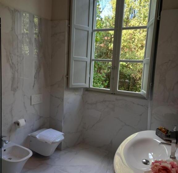 Superior 2-bedroom flat with a view, Villa Guinigi Dimora Di Epoca Exclusive Residence & Pool