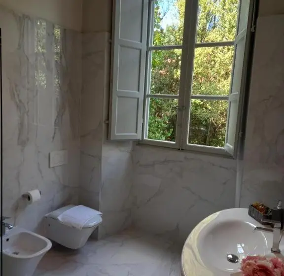 Superior 2-bedroom flat with a view, Villa Guinigi Dimora Di Epoca Exclusive Residence & Pool