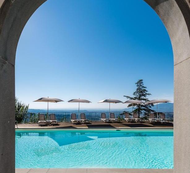 آپارتمان ممتاز دوخوابه رو به مناظر, Villa Guinigi Dimora Di Epoca Exclusive Residence & Pool