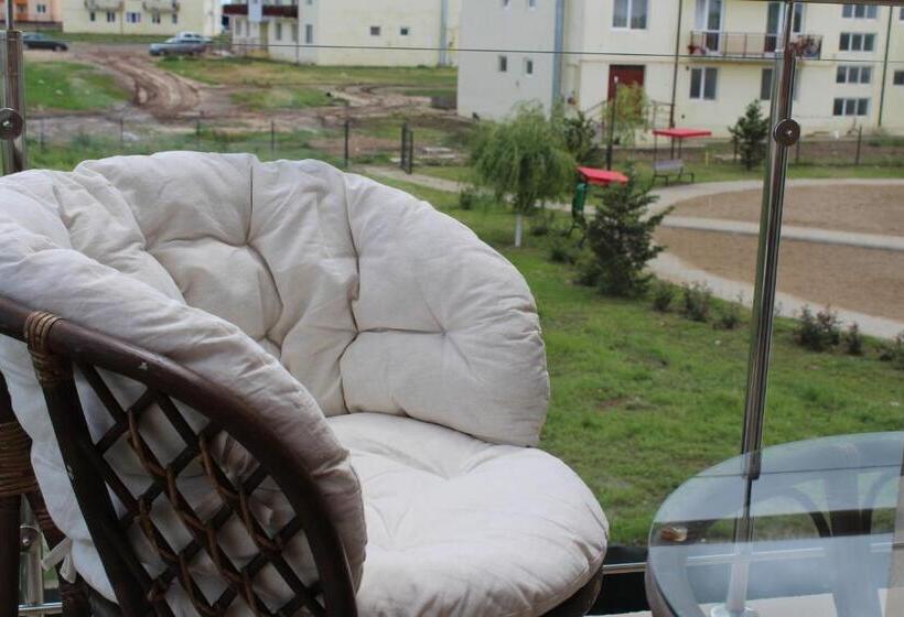 テラス付きスタンダードルーム, Indeep Club