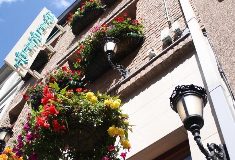 اتاق استاندارد با سرویس بهداشتی مشترک, Logies Ocelot