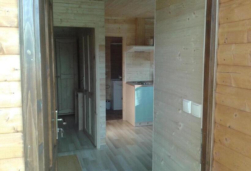 スタンダードバンガロー, Penzion U Lišky