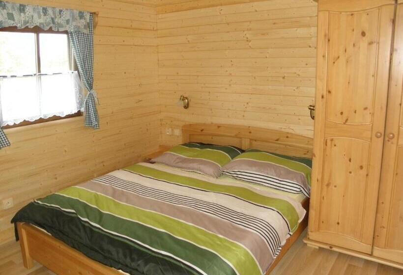 スタンダードバンガロー, Penzion U Lišky