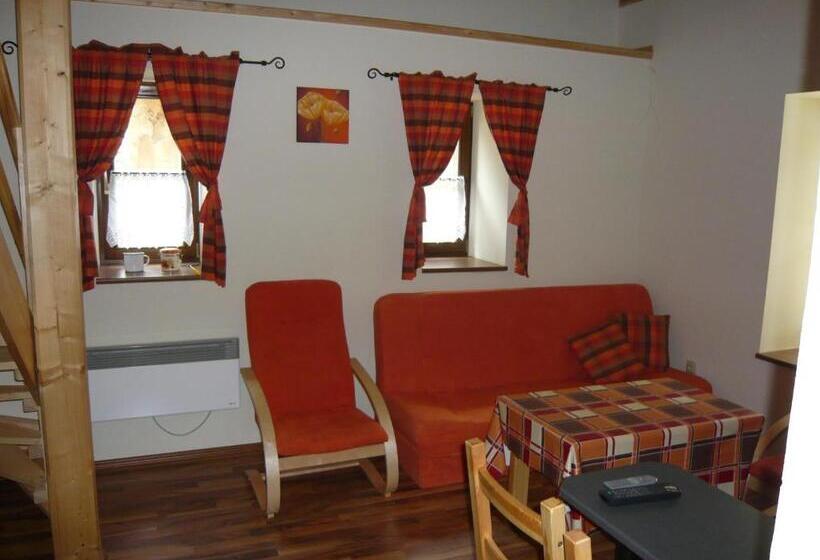 ドゥプレックスルーム, Penzion U Lišky