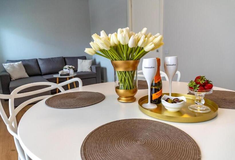 דירה בת חדר שינה 1 עם מרפסת, Royal Paradise Beach