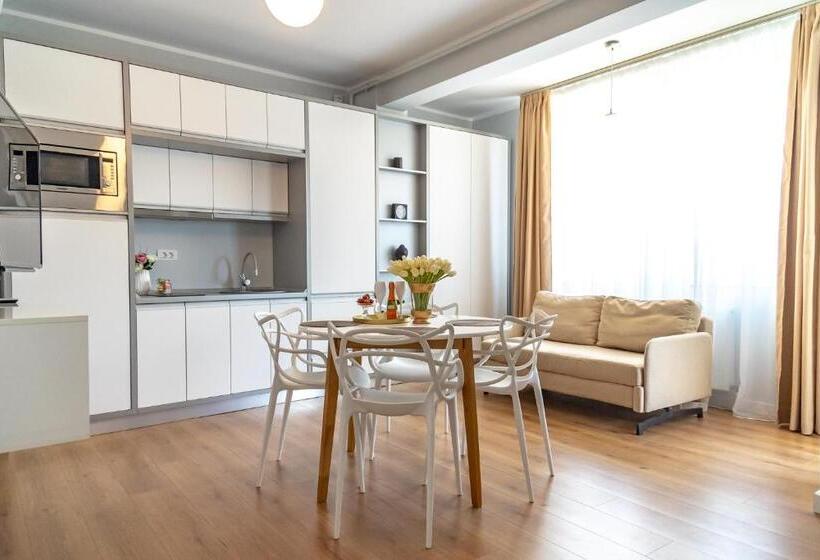 דירה בת חדר שינה 1 עם מרפסת, Royal Paradise Beach