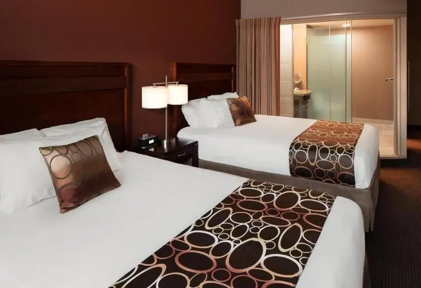デラックスルーム, Riverside Casino & Golf Resort