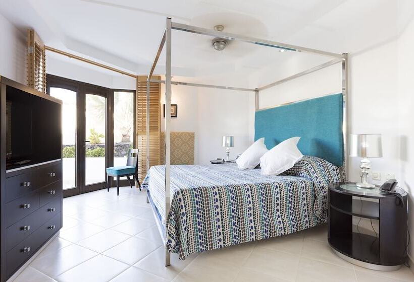 Люкс, Atlas Suites Tenerife