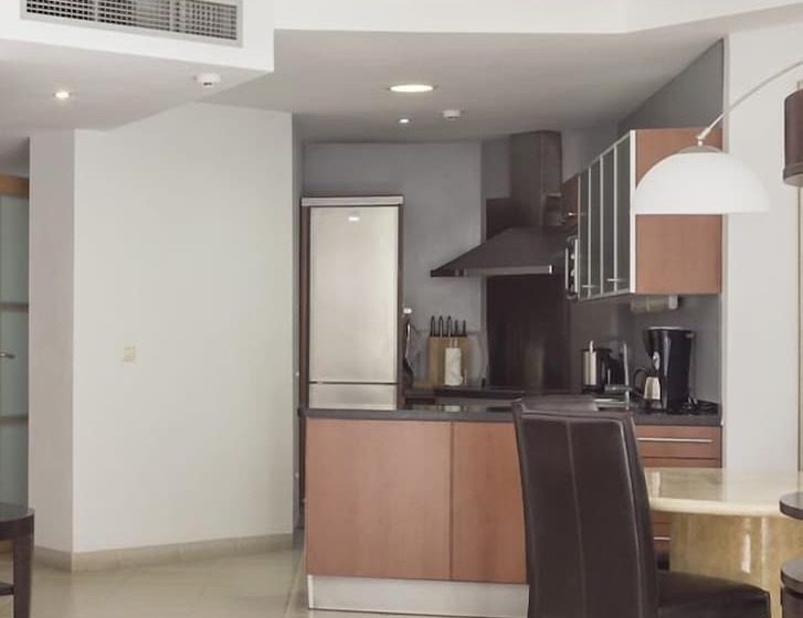 Люкс, Atlas Suites Tenerife