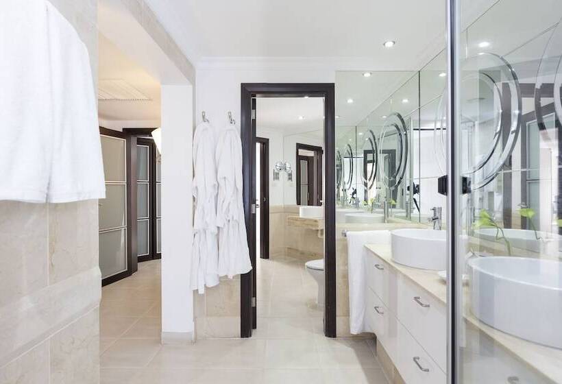 Люкс, Atlas Suites Tenerife