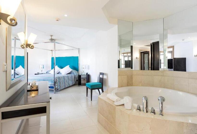 Люкс, Atlas Suites Tenerife