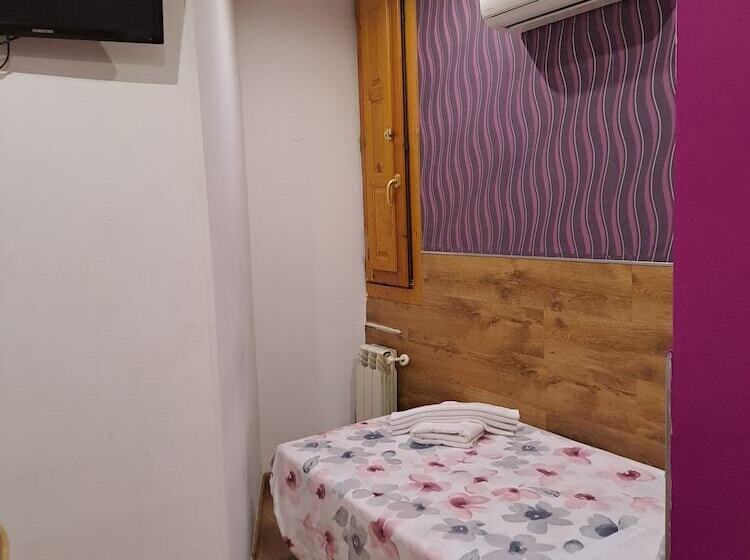اتاق استاندارد یک نفره, Hostal Abel Victoriano