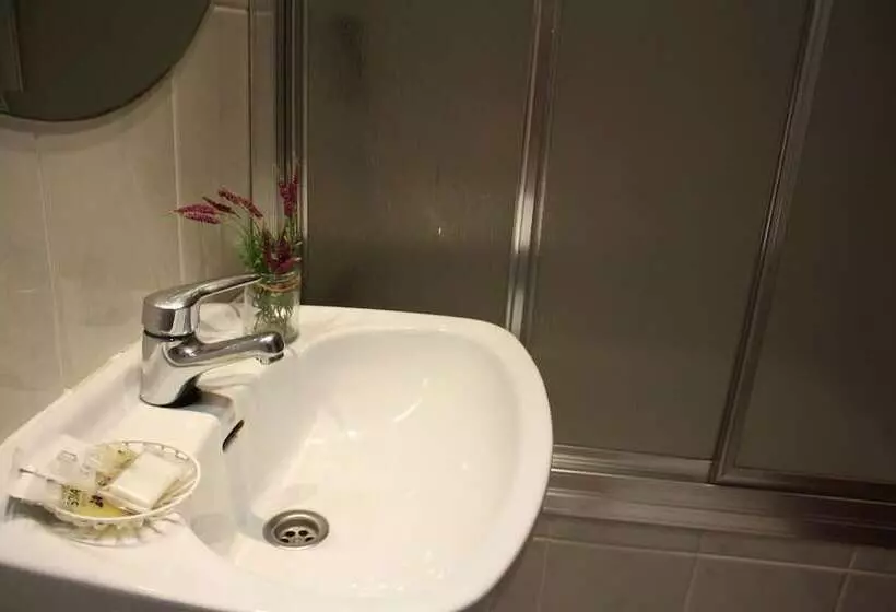スタンダードルーム, Hostal Rofer