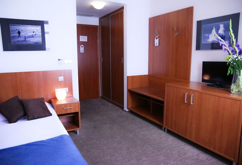 חדר סטנדרט יחיד, Academic Hotel & Congress Centre