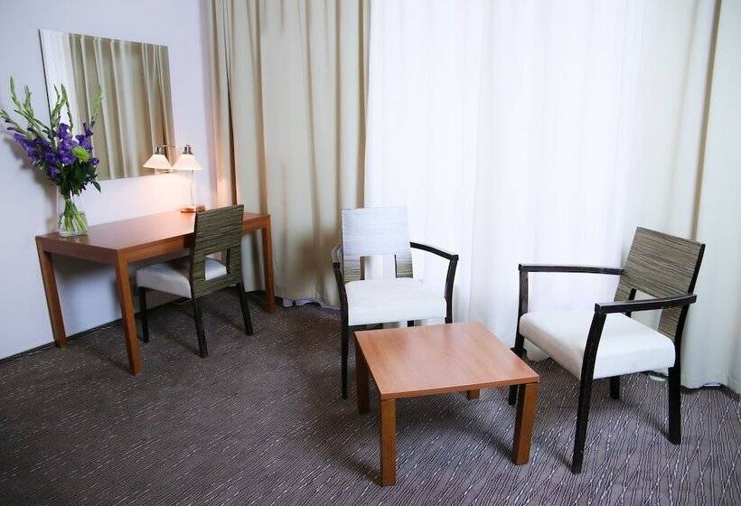 חדר סטנדרט, Academic Hotel & Congress Centre