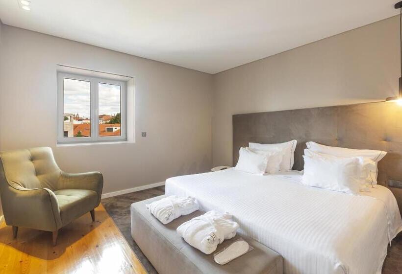 سوییت, Avenida Boutique