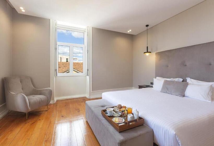 سوییت, Avenida Boutique