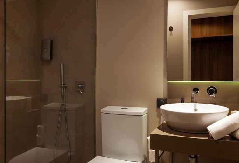 اتاق کلاسیک, Avenida Boutique