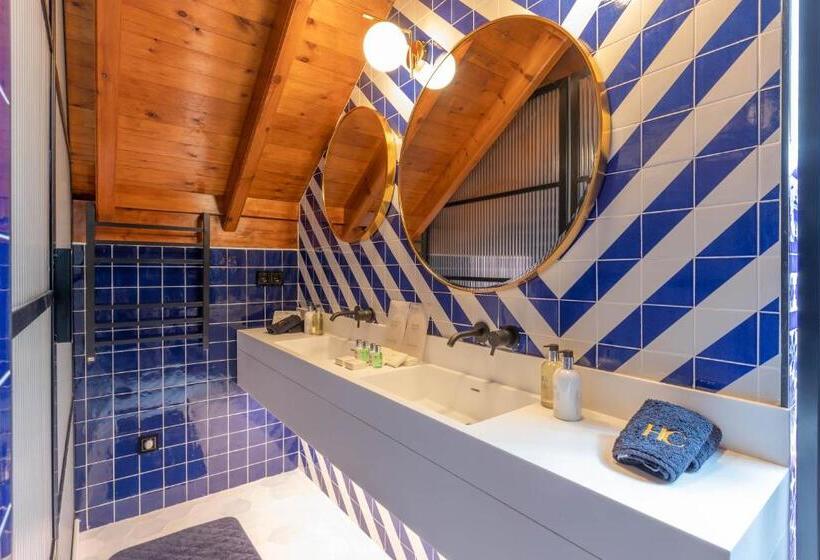 Habitación Deluxe, Claude Marbella