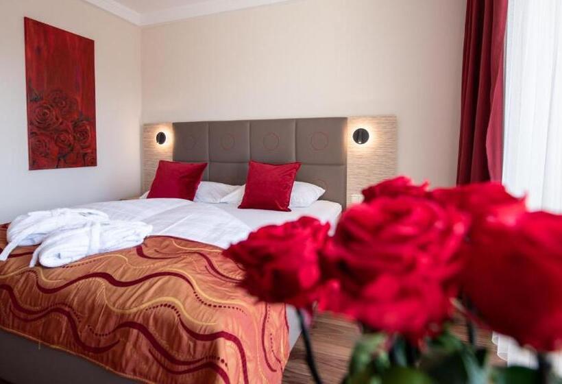 Номер Стандарт Вид на Озеро, Das Balance   Spa & Golf Hotel Am Wörthersee