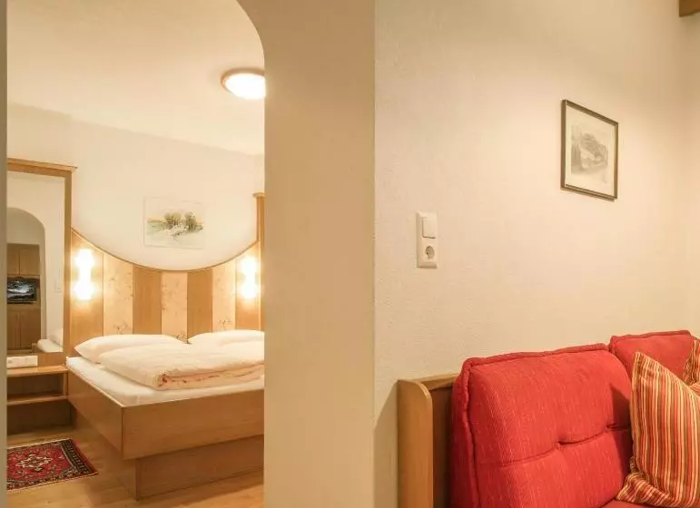 Comfort room with lake view, Ferienhof Neusacher Moser