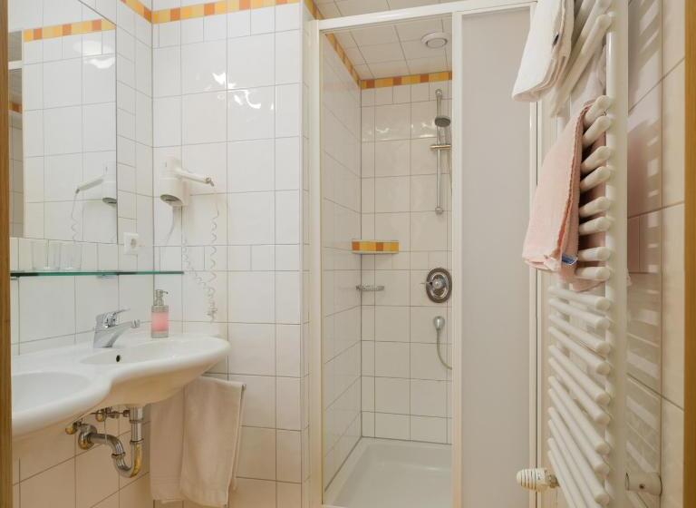 Апартаменты 2 Спальни, Ferienhof Neusacher Moser