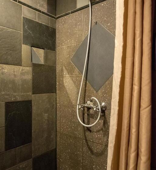 اتاق استاندارد, Fontaine Valhalla