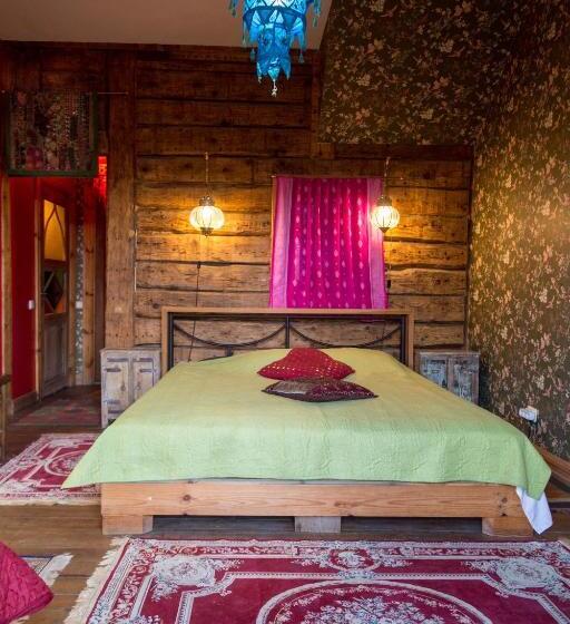 اتاق لوکس با بالکن, Fontaine Valhalla