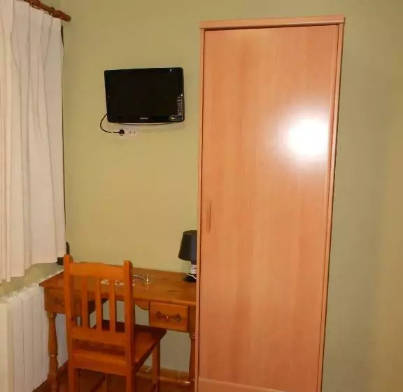 اتاق استاندارد یک نفره, Hostal Donaire