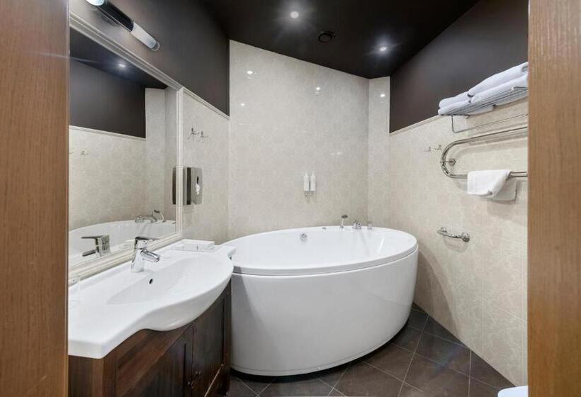 سوییت سوپریور, Jelgava