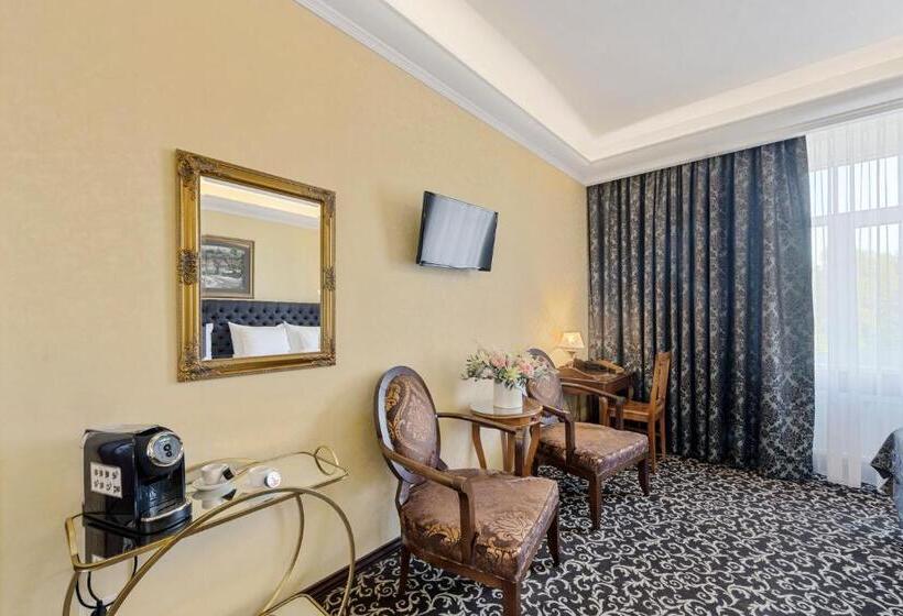 اتاق استاندارد چهار تخته, Jelgava