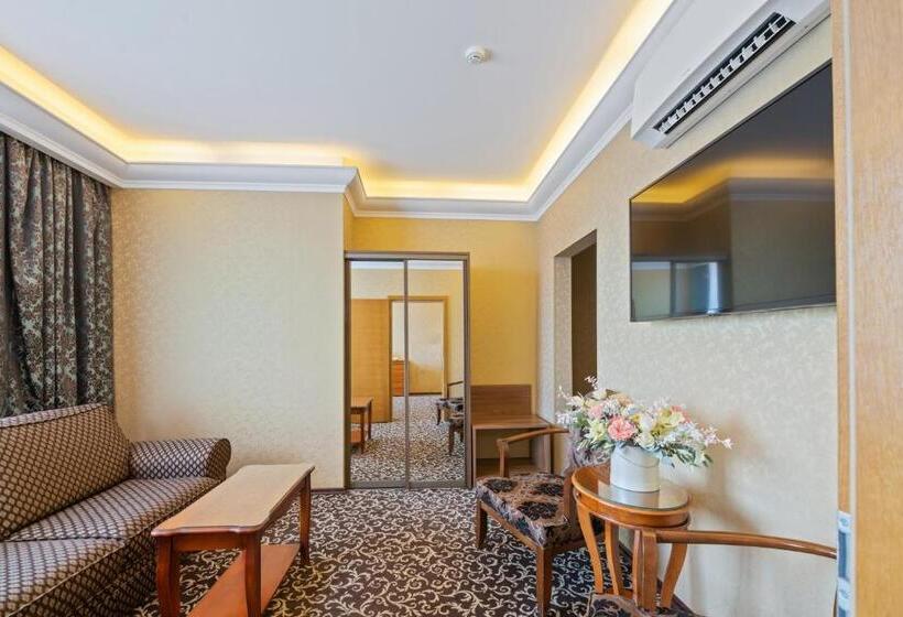 سوییت لوکس, Jelgava