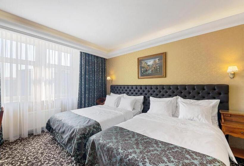 سوییت اجرایی, Jelgava