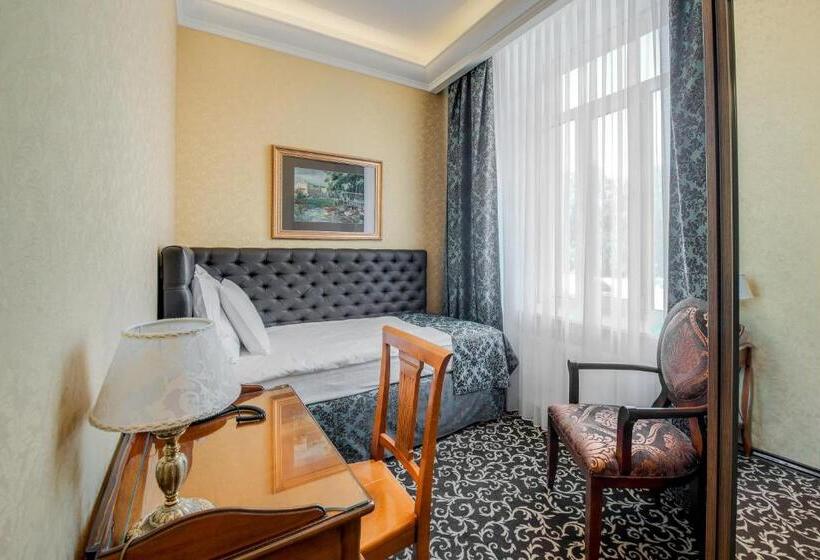 Standard Triple Room, Jelgava
